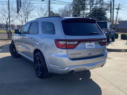 Used 2023 Dodge Durango GT image 6