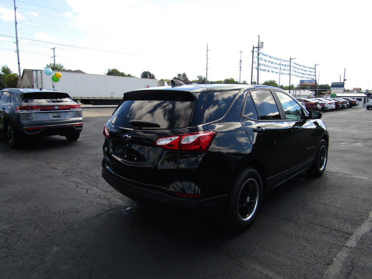 Used 2020 Chevrolet Equinox LS w/ LS Convenience Package FWD image 8