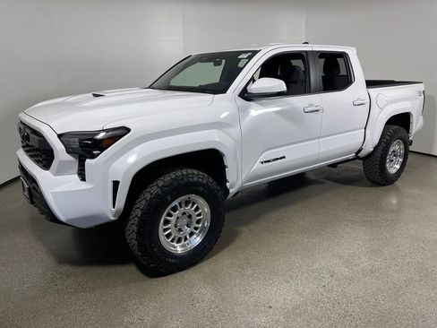 New 2026 Toyota Tacoma TRD Sport image 7