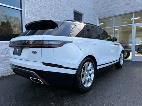 Used 2018 Land Rover Range Rover Velar R-Dynamic SE image 31