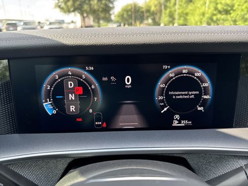 Certified 2025 Volkswagen Tiguan S image 41