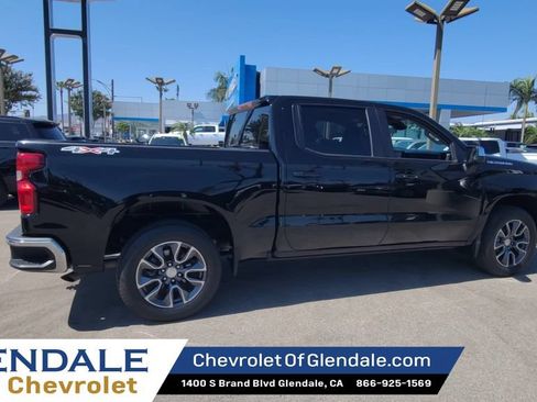 Certified 2024 Chevrolet Silverado 1500 LT AWD/4WD image 8