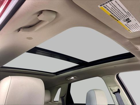 Used 2023 Cadillac XT5 Premium Luxury w/ LPO, Floor Liner Package FWD image 27