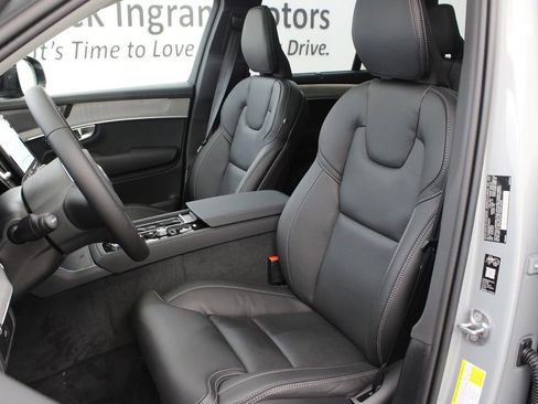 New 2026 Volvo XC90 B6 Ultra w/ Protection Package Premier image 14