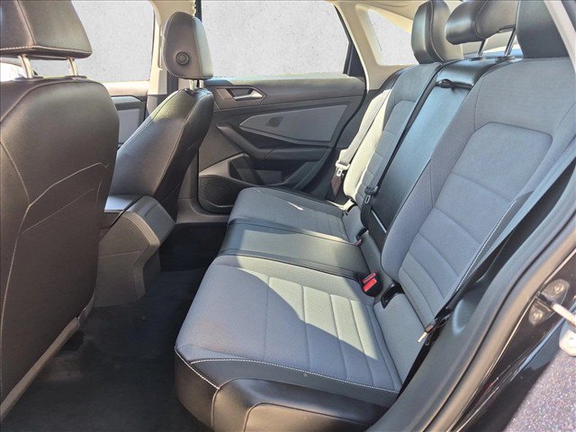 Certified 2026 Volkswagen Jetta SE FWD image 21