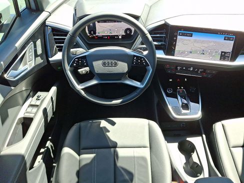 New 2025 Audi Q4 e-tron Premium Plus AWD/4WD image 10