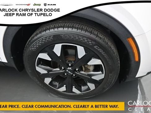 Used 2023 Kia Sportage X-Line w/ X-Line Premium Package AWD/4WD image 47