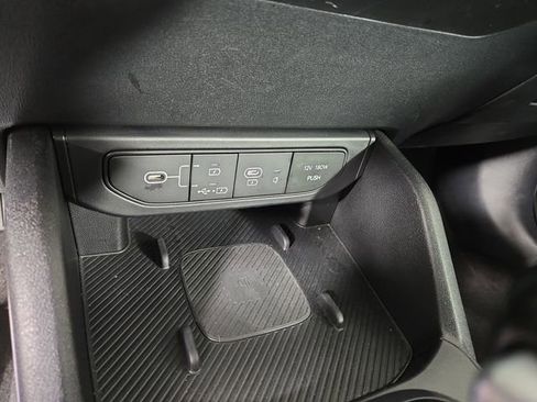 Certified 2025 Kia K4 EX image 27