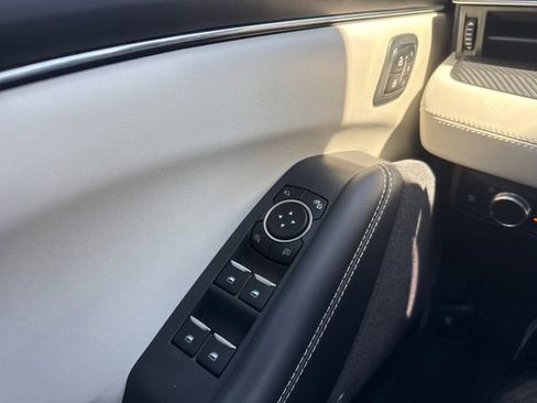 Certified 2021 Ford Mustang Mach-E Premium image 26