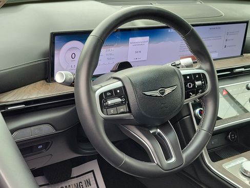 Certified 2026 Genesis GV80 2.5T Select AWD/4WD image 11