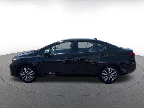 Used 2025 Nissan Versa SV FWD image 9