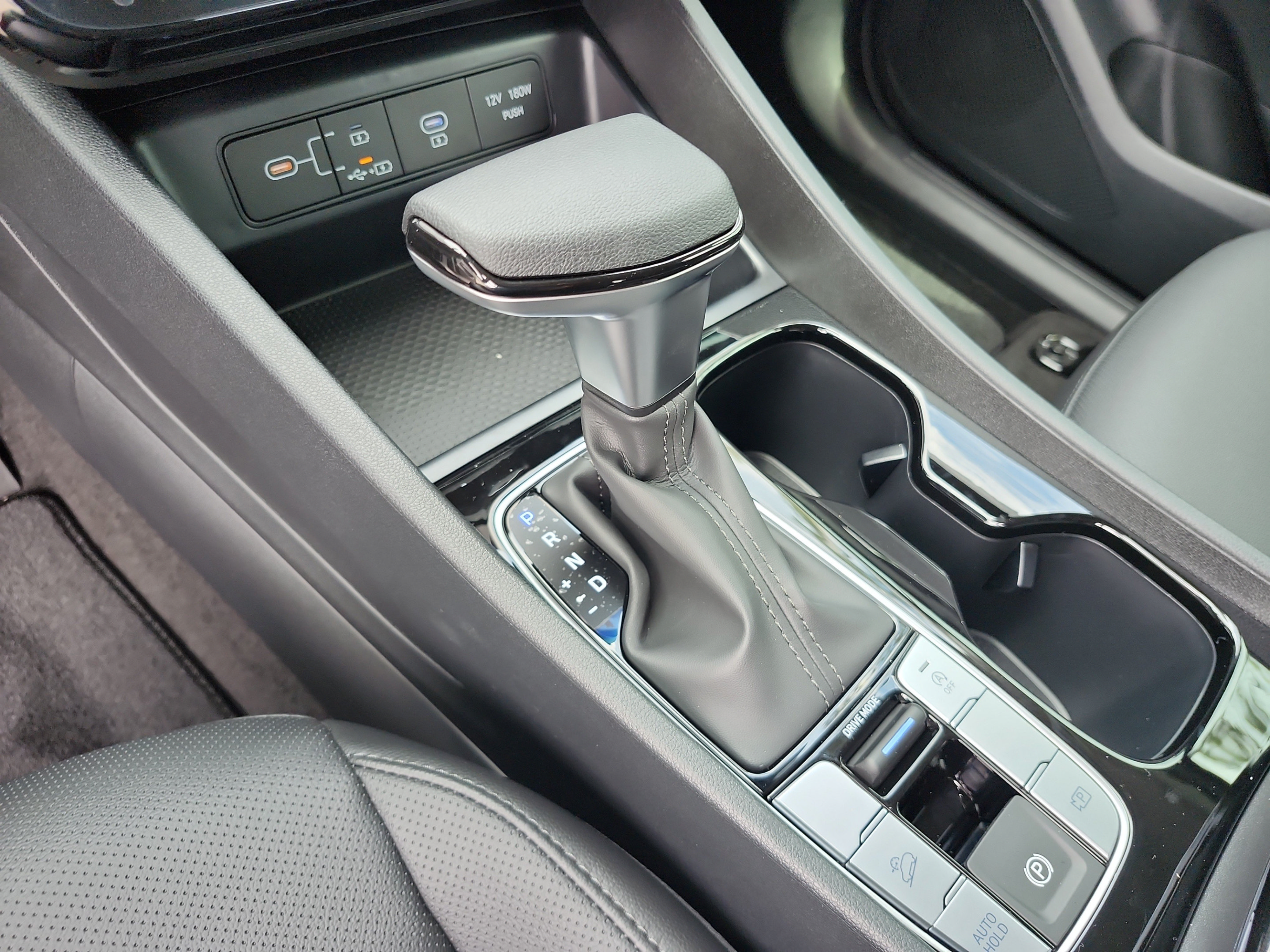 New 2026 Hyundai Tucson SEL Plus FWD image 13