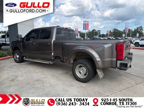 Used 2023 Ford F350 Lariat w/ FX4 Off-Road Package AWD/4WD image 4