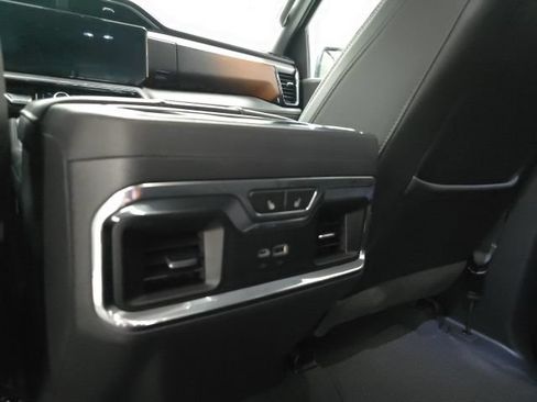 Used 2024 GMC Sierra 1500 Denali AWD/4WD image 13
