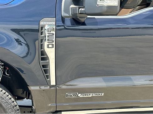New 2025 Ford F250 King Ranch w/ FX4 Off-Road Package image 42