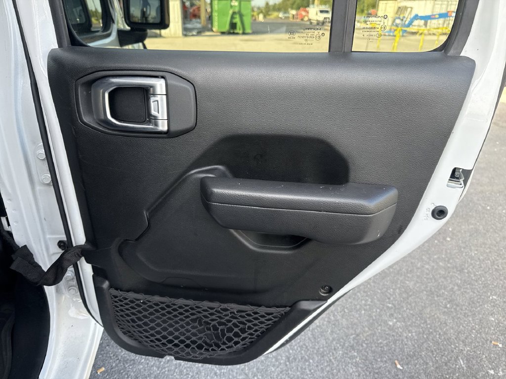 Used 2022 Jeep Wrangler Unlimited Sport AWD/4WD image 20
