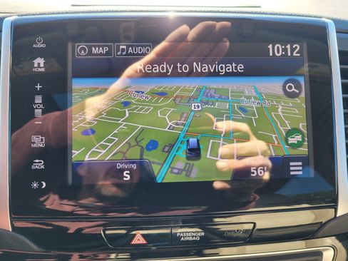 Used 2017 Honda Pilot Elite image 23