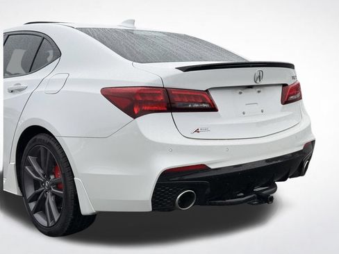 Used 2018 Acura TLX V6 w/ Technology & A-SPEC Pkg FWD image 3