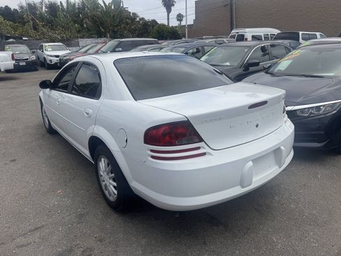 Used 2006 Dodge Stratus SXT FWD image 4