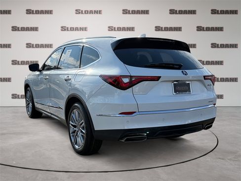 Used 2023 Acura MDX Advance image 3