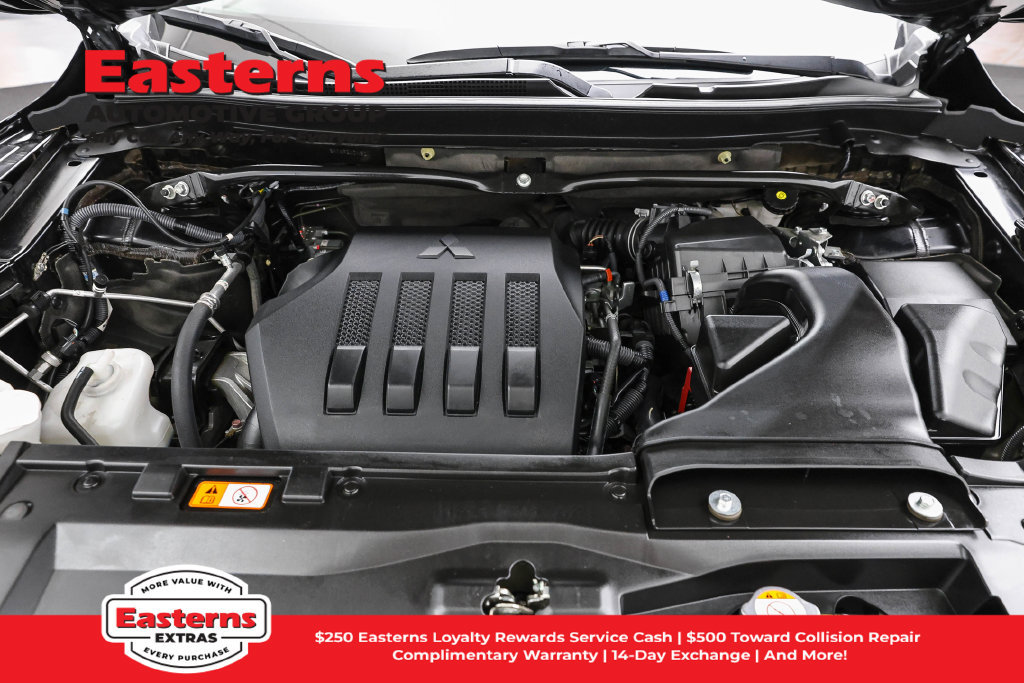Used 2024 Mitsubishi Eclipse Cross AWD image 8