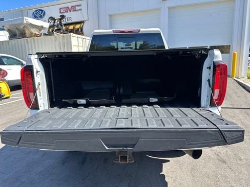 Used 2022 GMC Sierra 3500 AT4 w/ AT4 Preferred Package AWD/4WD image 15