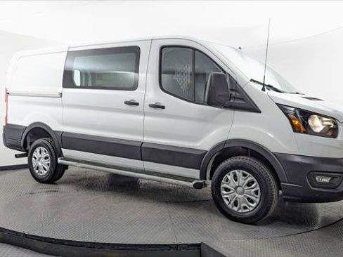 Used 2025 Ford Transit 250 Low Roof w/ Exterior Upgrade Package RWD image 11