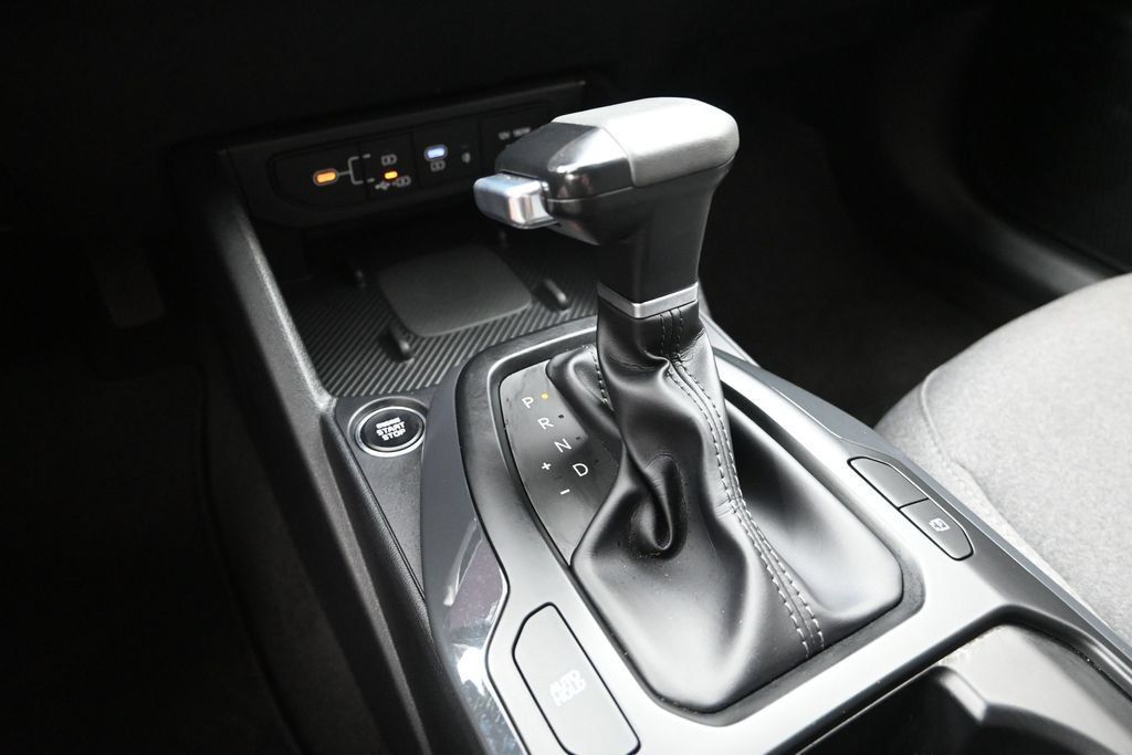 Certified 2025 Kia K4 EX FWD image 22