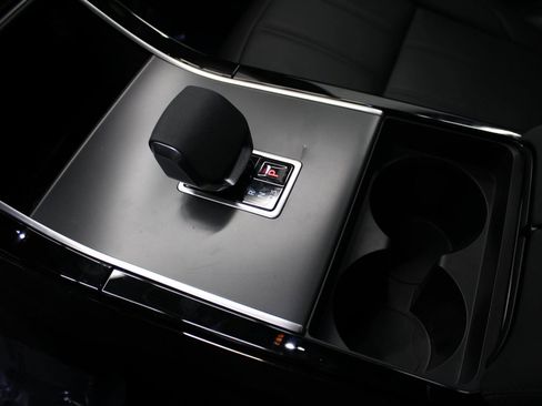 Used 2024 Land Rover Range Rover Evoque Dynamic SE image 33