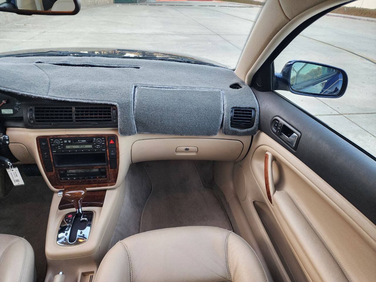 Used 2000 Volkswagen Passat GLX AWD/4WD image 29