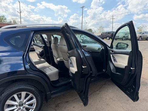 Used 2015 MAZDA CX-5 Touring w/ Bose/Moonroof Package image 16