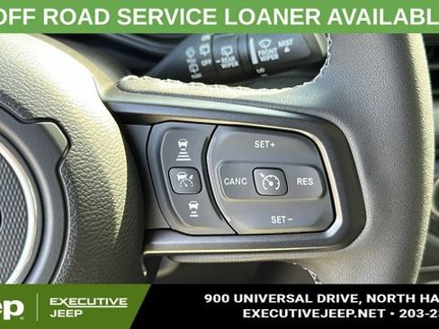 Used 2025 Jeep Wrangler Unlimited Sport AWD/4WD image 13