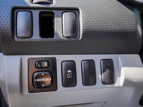 Used 2015 Toyota Tacoma PreRunner w/ Convenience Package image 15