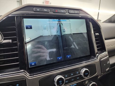 Used 2022 Ford F250 Platinum w/ Tremor Off-Road Package image 21