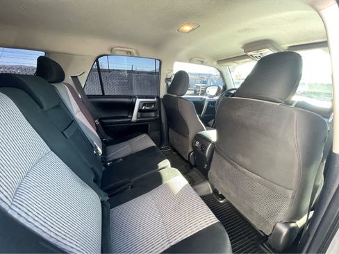 Used 2014 Toyota 4Runner SR5 image 22