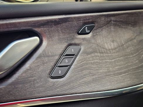 Certified 2024 Jeep Grand Cherokee L Overland w/ Advanced Protech Group III image 11