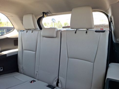 Certified 2024 Toyota Grand Highlander AWD image 10
