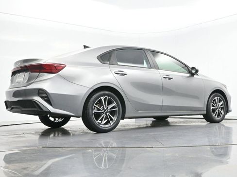 Used 2023 Kia Forte LXS FWD image 44