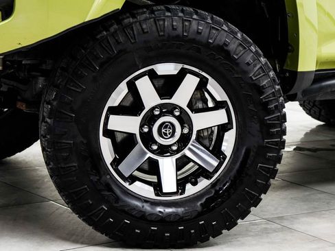 Used 2023 Toyota 4Runner TRD Off-Road Premium w/ Moonroof Package image 3