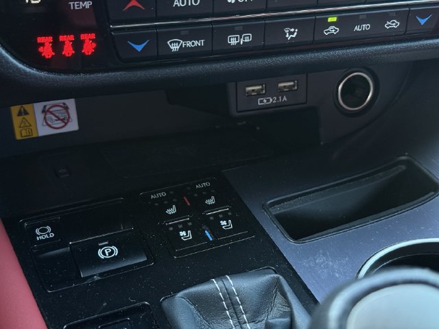 Used 2022 Lexus RX 350 F Sport w/ Accessory Package AWD/4WD image 18