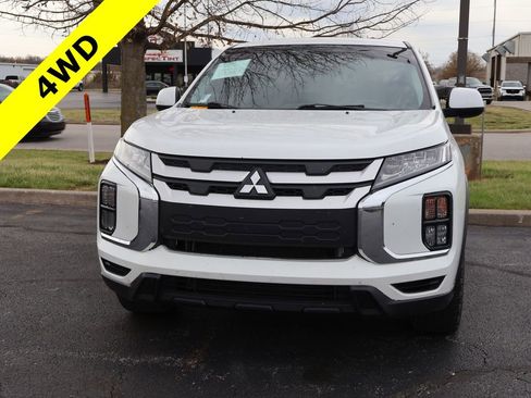 Used 2021 Mitsubishi Outlander Sport SE image 9