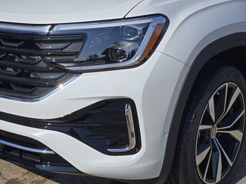 New 2026 Volkswagen Atlas SEL Premium R-Line image 6