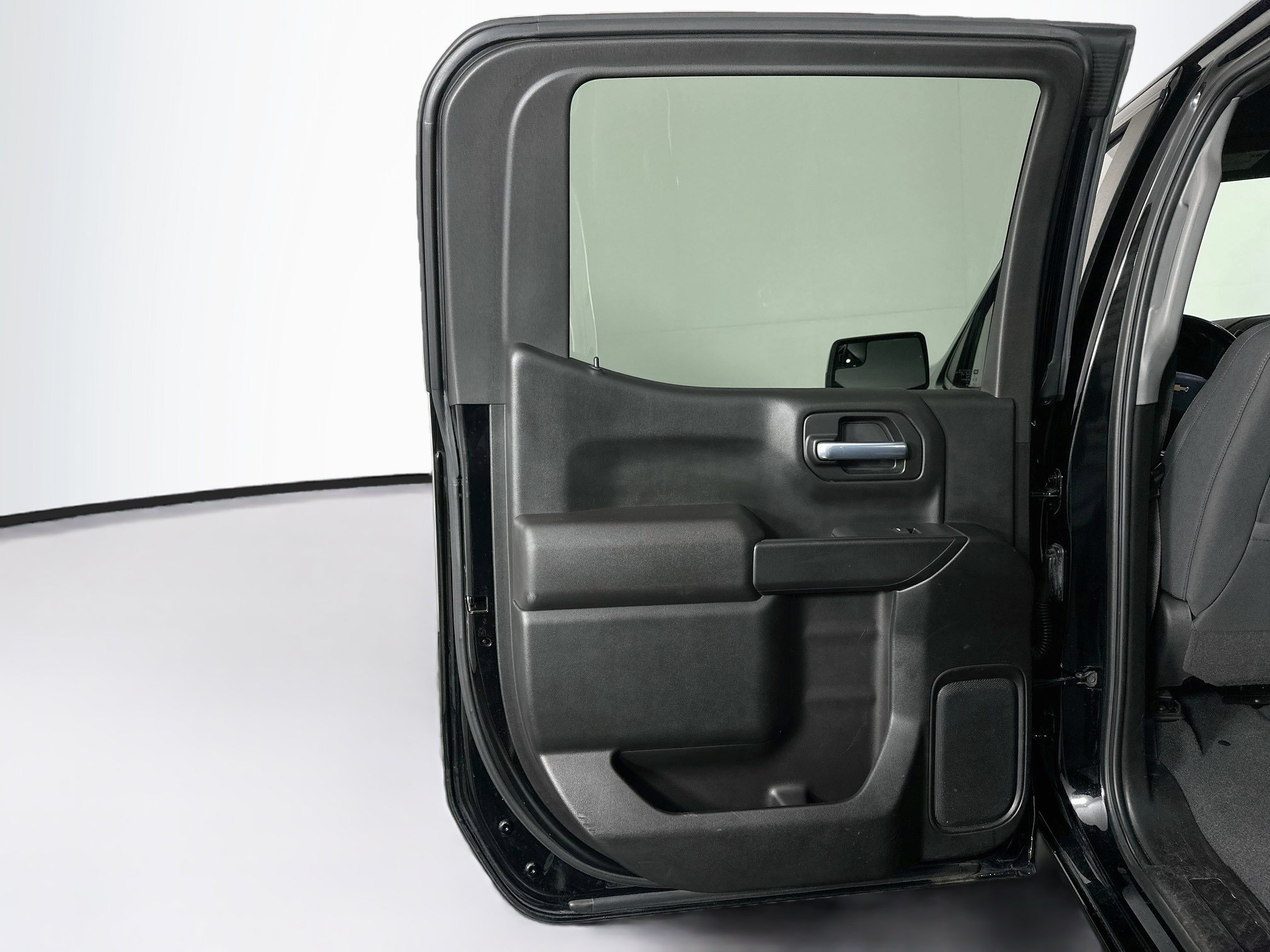 Used 2021 Chevrolet Silverado 1500 LT RWD image 25