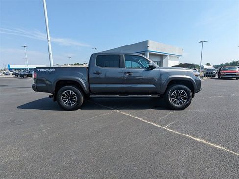 Used 2021 Toyota Tacoma TRD Sport w/ Blackout Package (TMS) image 3