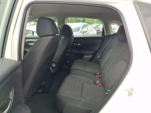 Used 2025 Honda HR-V LX image 10