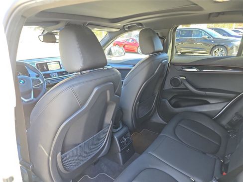 Used 2022 BMW X2 sDrive28i w/ Convenience Package image 18