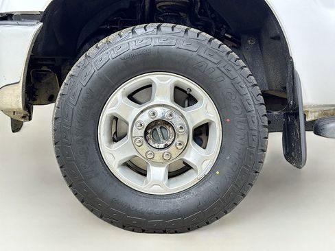 Used 2015 Ford F350 XLT w/ Camper Package image 24