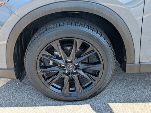 Used 2025 MAZDA CX-5 Carbon Edition image 23