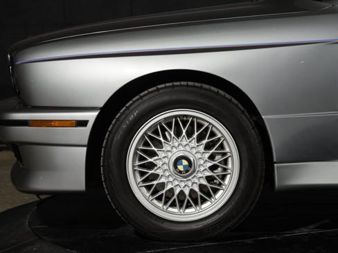 Used 1988 BMW M3 Coupe RWD image 33