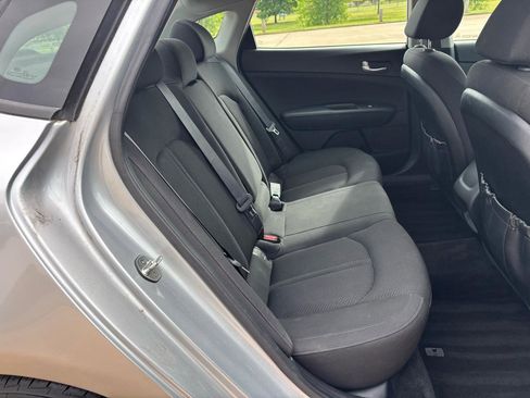Used 2018 Kia Optima LX FWD image 8